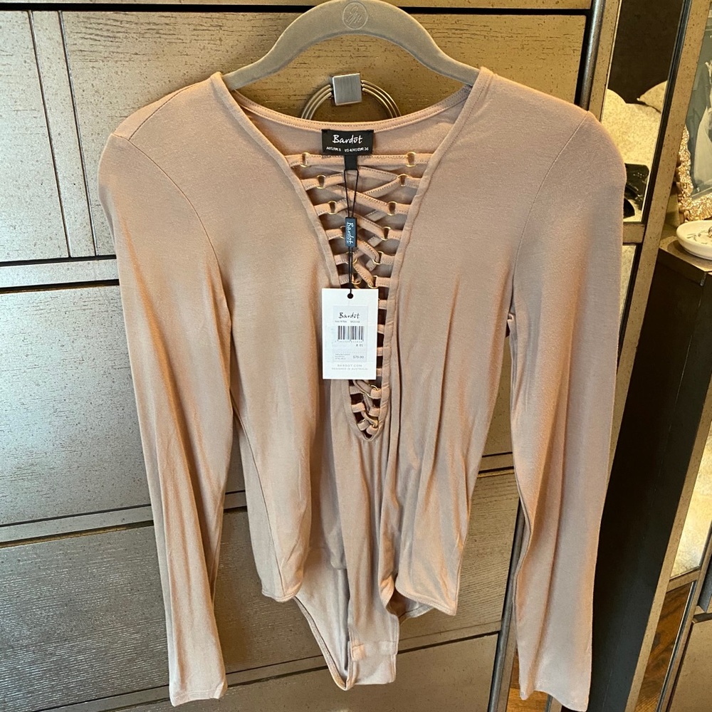 Bardot bodysuit NWT size 4